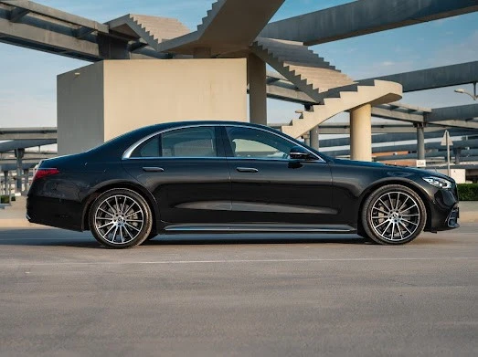 Black Mercedes S500 Photo 2